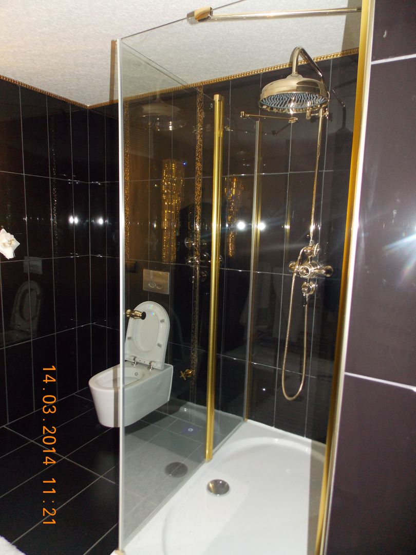 homify Klasik Banyo Küvet & Duşlar