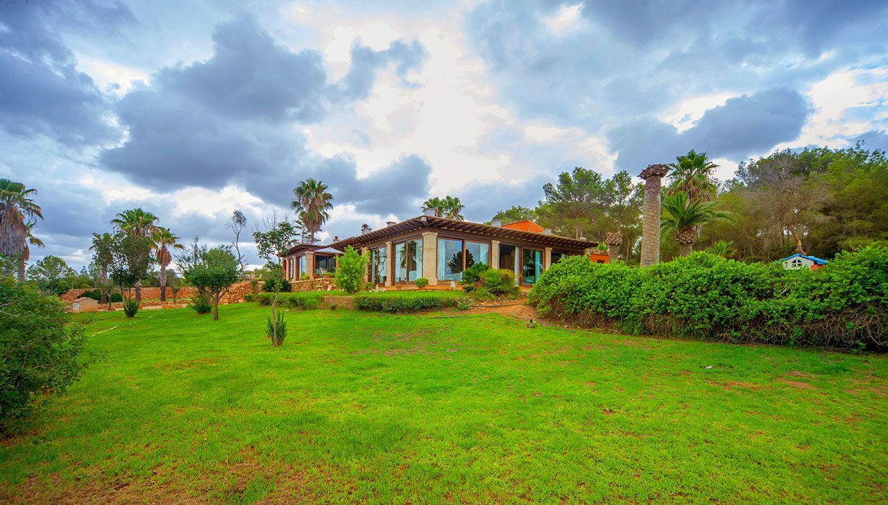 Villa S'Aranjassa, Lola Lola Jardines de estilo rural Piedra