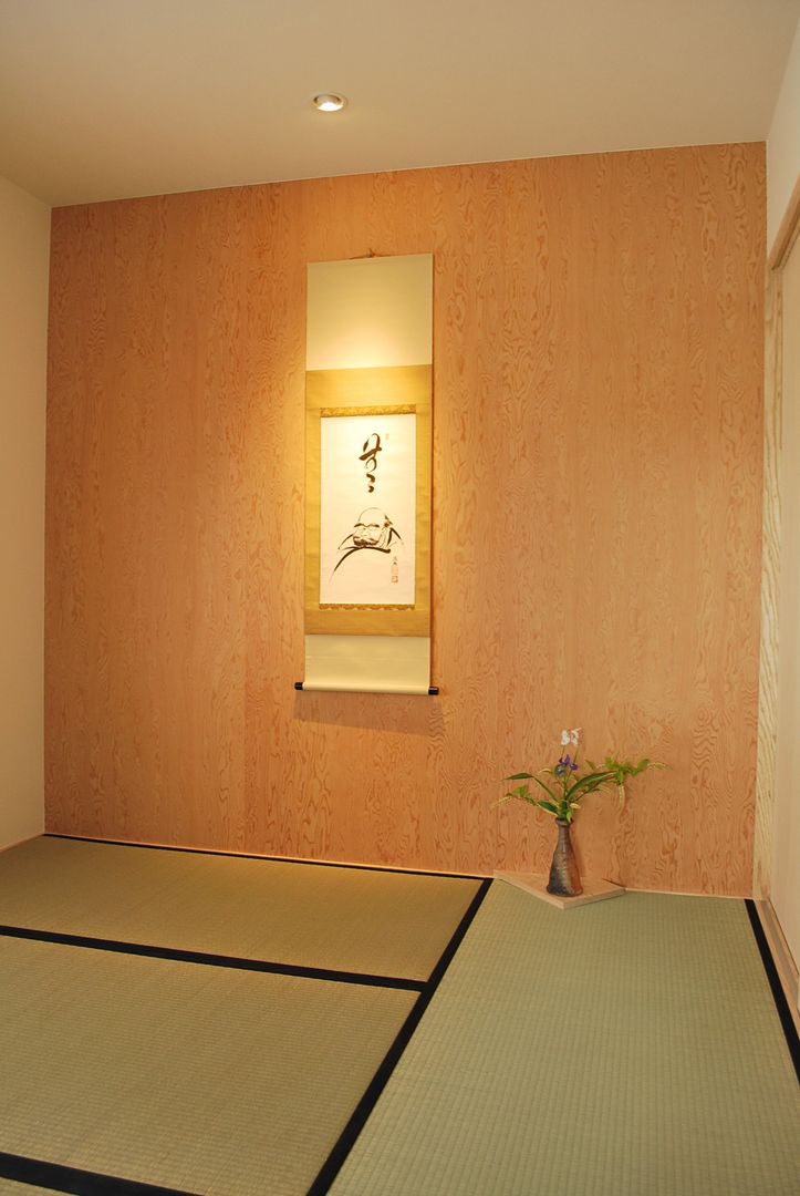 出屋敷の家, 西川真悟建築設計 西川真悟建築設計 Salas multimedia modernas