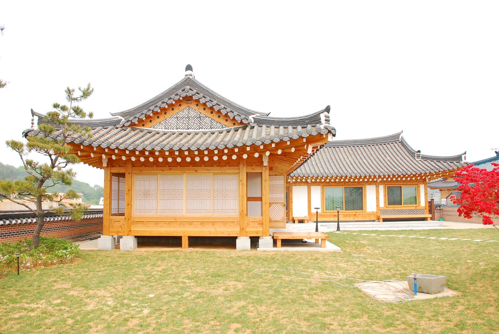 장흥리 한옥마을 내 주택, 금송건축 금송건축 Asian style houses