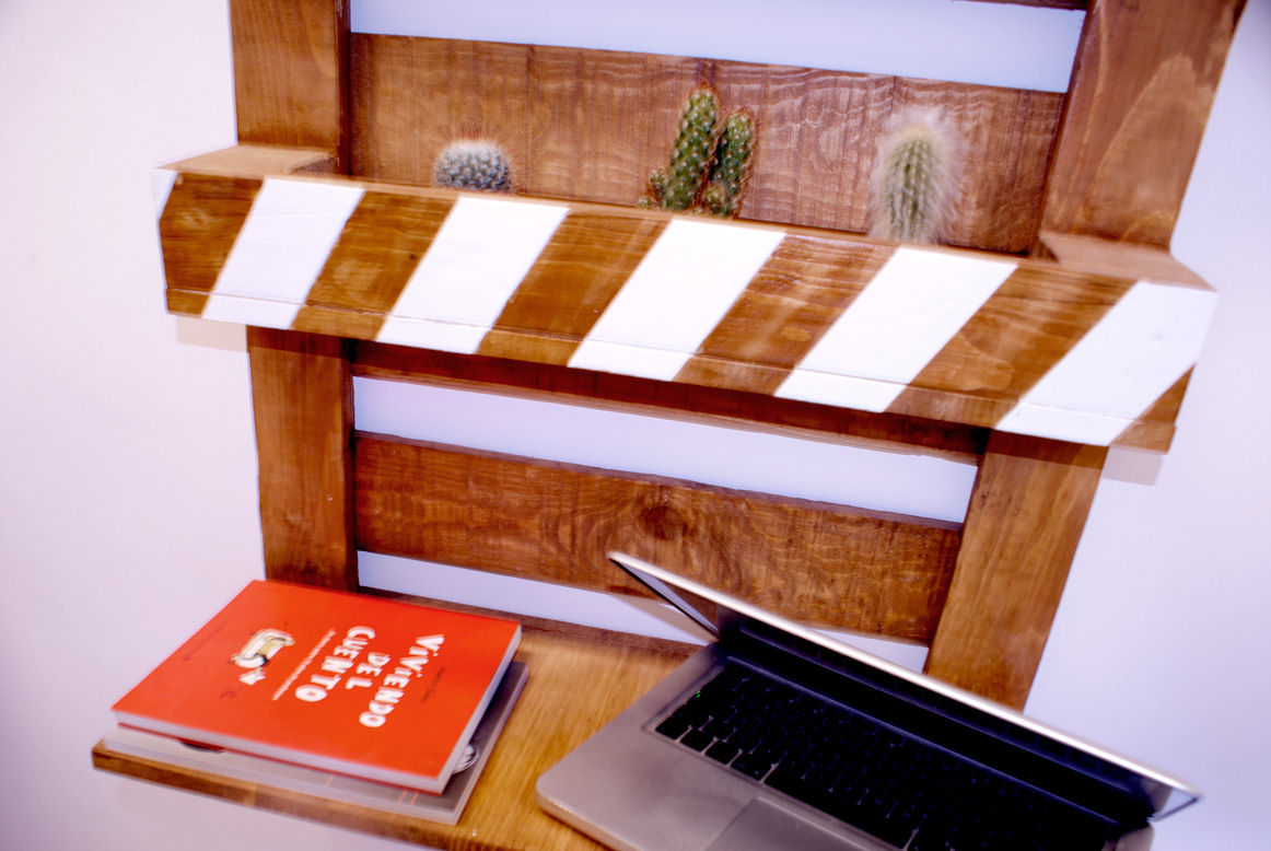 homify Industrial style houses Wood Wood effect Homewares