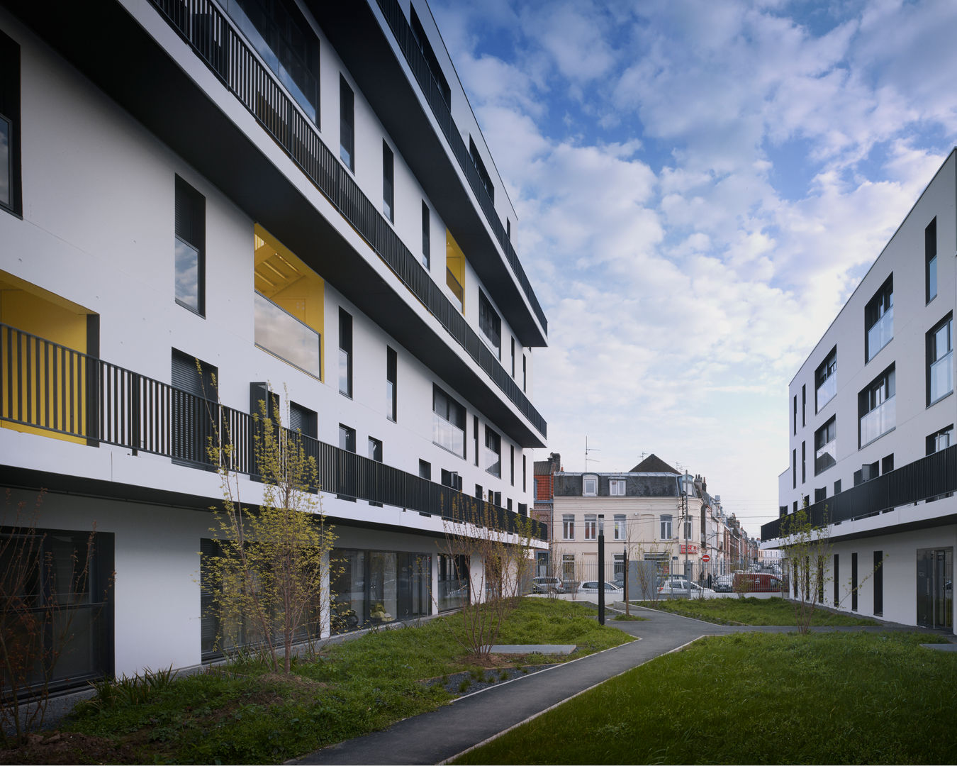 MACHU PICCHU, 53 logements et espaces partagés. Résidence Jeanne Leclercq à Lille, sophie delhay architectes sophie delhay architectes Espacios