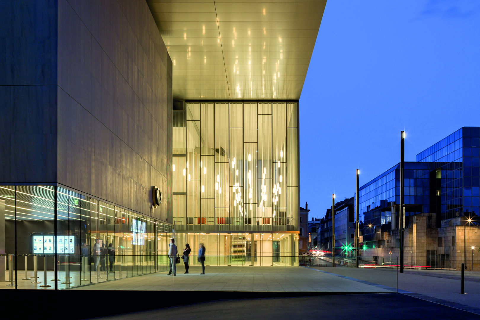 Centre Culturel - Les Quinconces, Architectes Babin Renaud Architectes Babin Renaud Espaços