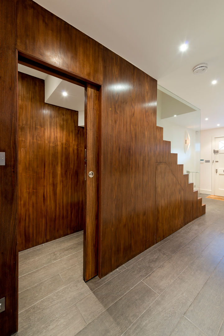 Staircase DDWH Architects Minimalist corridor, hallway & stairs