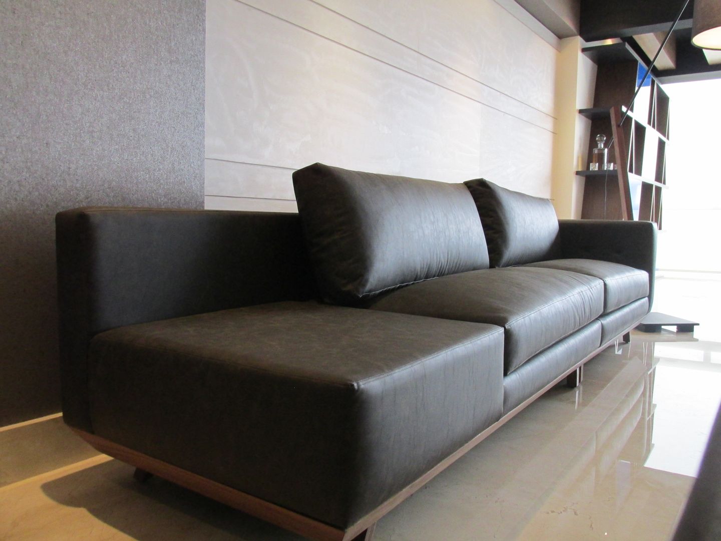 Santa Fe Veramonte , ARTTRE FURNITURE DESIGN ARTTRE FURNITURE DESIGN Ruang Keluarga Modern Sofas & armchairs