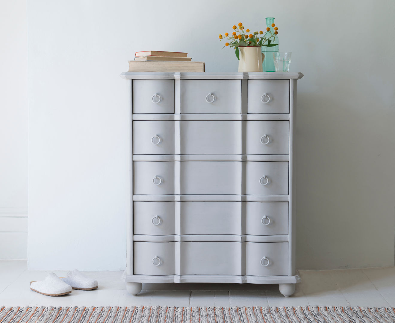 Otterley chest of drawers in scuffed grey homify Phòng ngủ phong cách hiện đại Gỗ Wood effect Wardrobes & closets