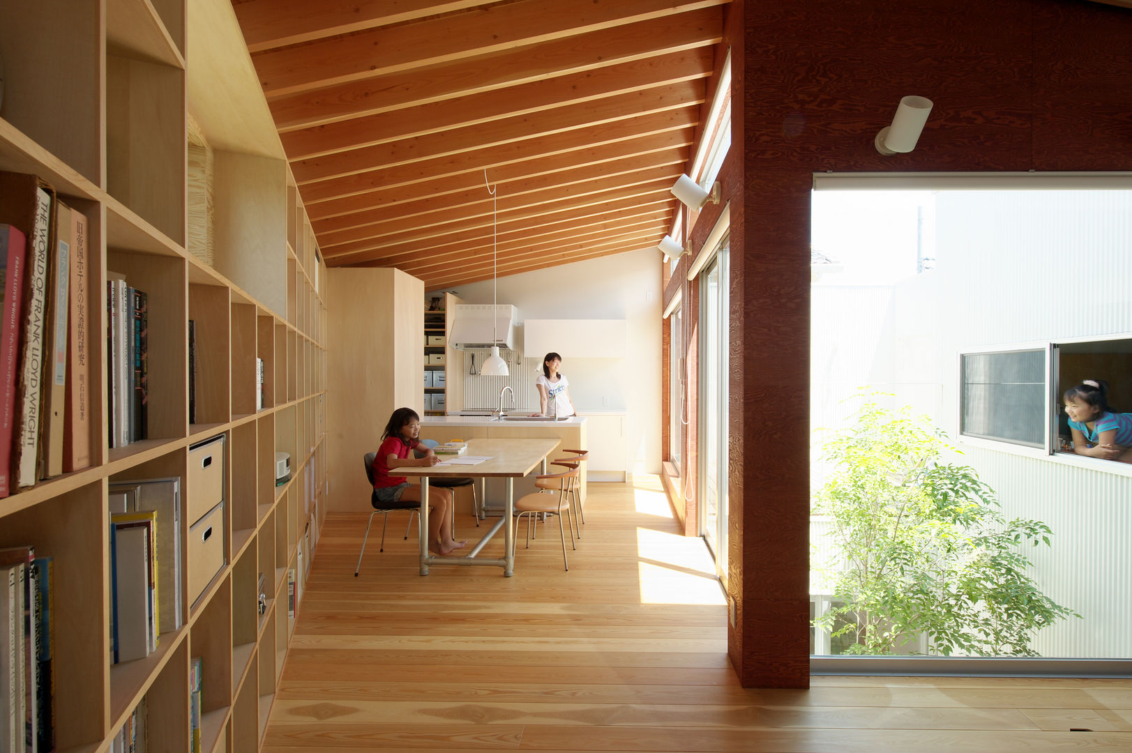 秦野の家, 萩原健治建築研究所 萩原健治建築研究所 Minimalist dining room