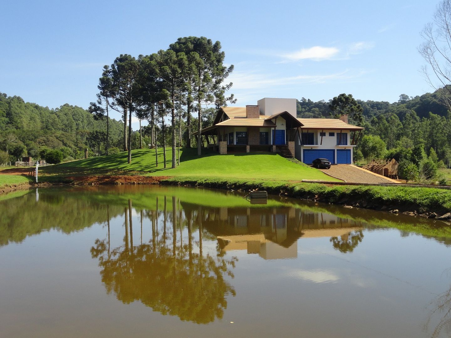 Casa de Campo, Márcia Pilz Arquiteta e Urbanista Márcia Pilz Arquiteta e Urbanista منازل خشب Wood effect