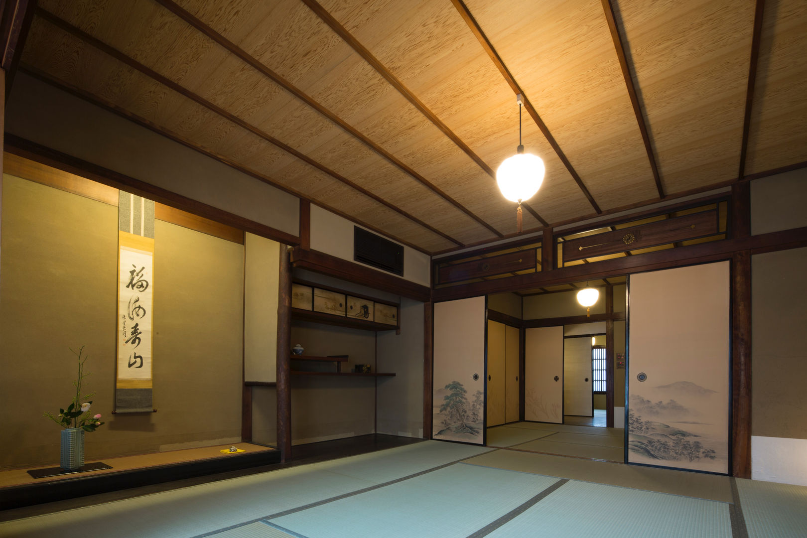 現代に息づく京都の町家, 一級建築士事務所 (有)ＢＯＦアーキテクツ 一級建築士事務所 (有)ＢＯＦアーキテクツ Asian style living room