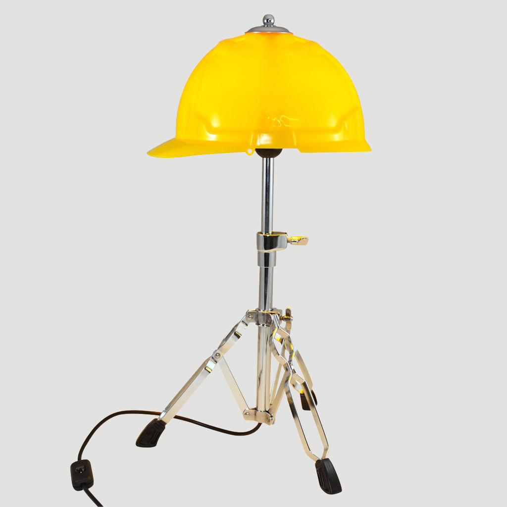 'GET AHEAD GET A HAT' TABLE LAMP/DESK LIGHT it's a light Ruang Keluarga Gaya Eklektik