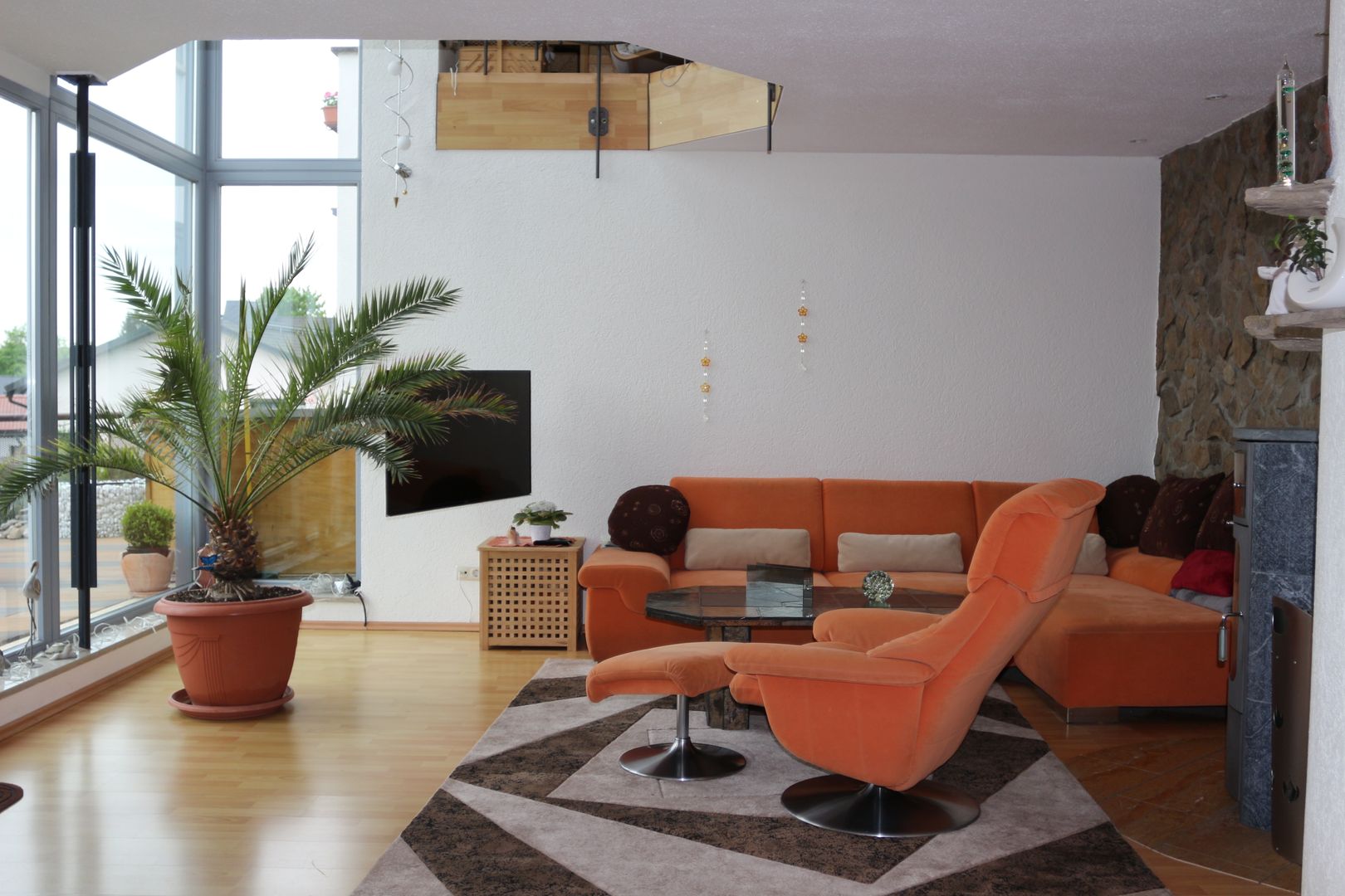 Mehrfamilienhaus mit Büro, Architekturbüro Martin Raffelt Architekturbüro Martin Raffelt 现代客厅設計點子、靈感 & 圖片