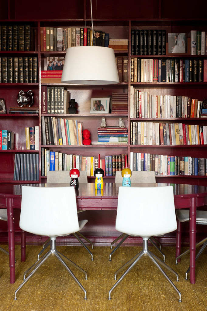 PIED-À-TERRE, Lisboa, LAVRADIO DESIGN LAVRADIO DESIGN クラシックデザインの ダイニング