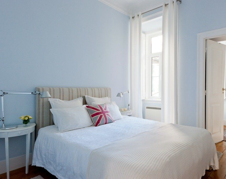 PIED-À-TERRE, Lisboa, LAVRADIO DESIGN LAVRADIO DESIGN Classic style bedroom