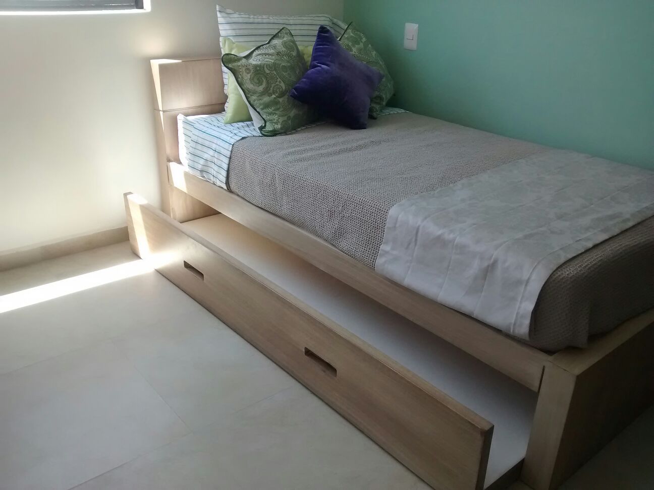 Casa Lennor (muebles y decoración), Bianco Diseño Bianco Diseño Modern style bedroom Beds & headboards