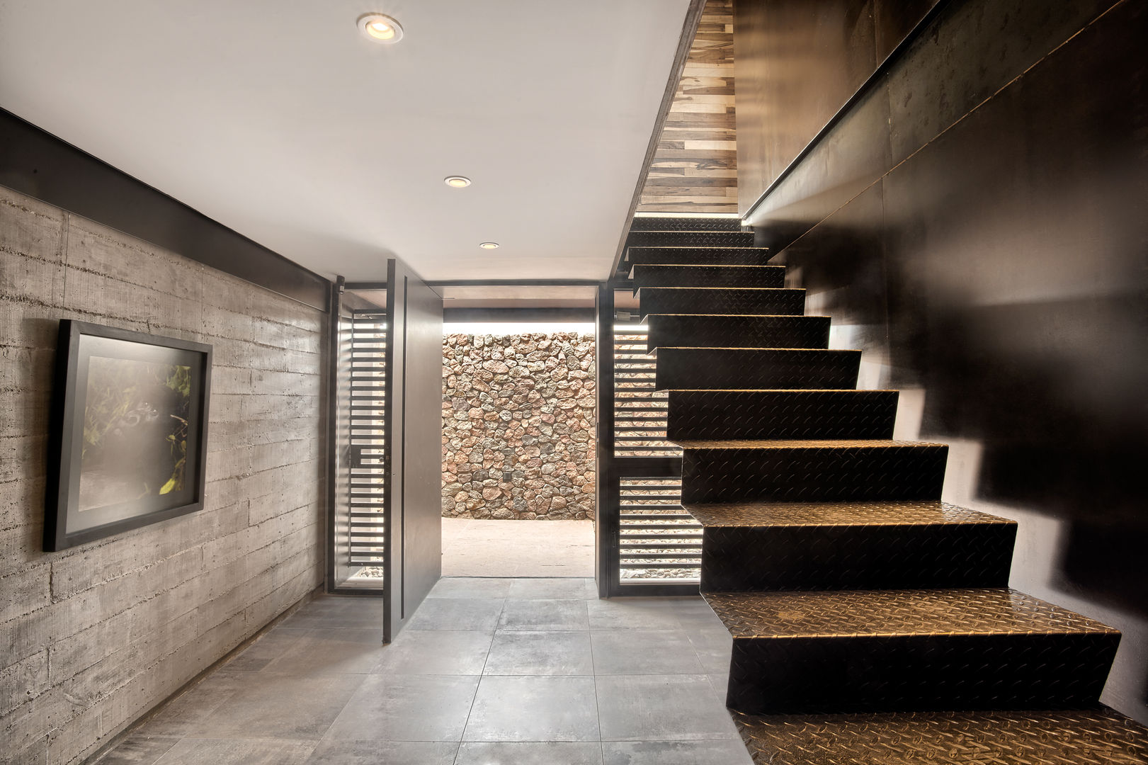 Casa Evans, A4estudio A4estudio Modern corridor, hallway & stairs