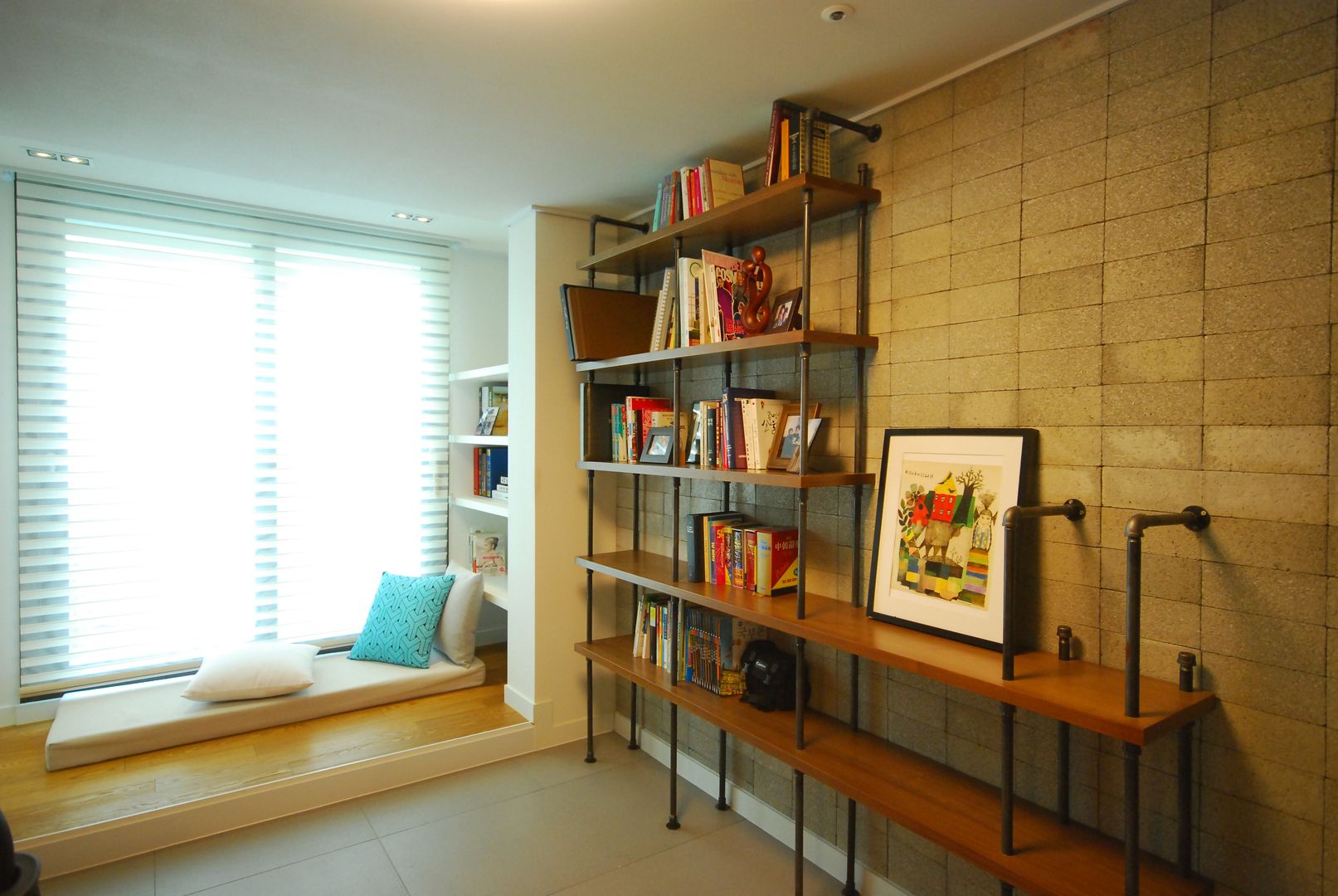 homify Modern study/office