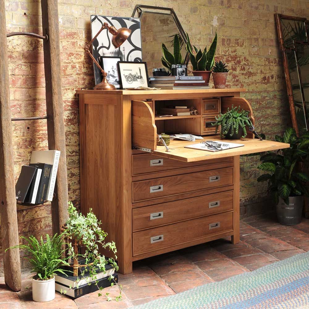 Light Oak Hidden Bureau The Cotswold Company مكتب عمل أو دراسة خشب Wood effect