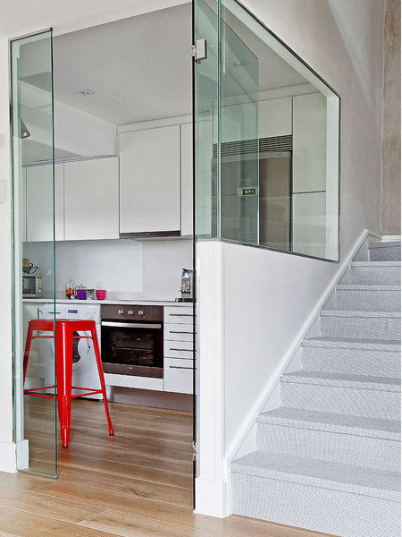 LOFT IN MADRID 2013, BELEN FERRANDIZ INTERIOR DESIGN BELEN FERRANDIZ INTERIOR DESIGN Modern corridor, hallway & stairs