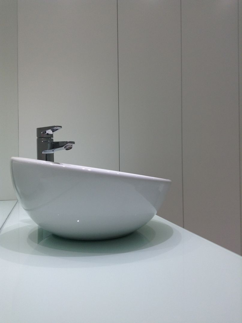 CONTINUIDAD EN EL ESPACIO, Dulce Albarracin Dulce Albarracin Minimalist style bathroom Sinks