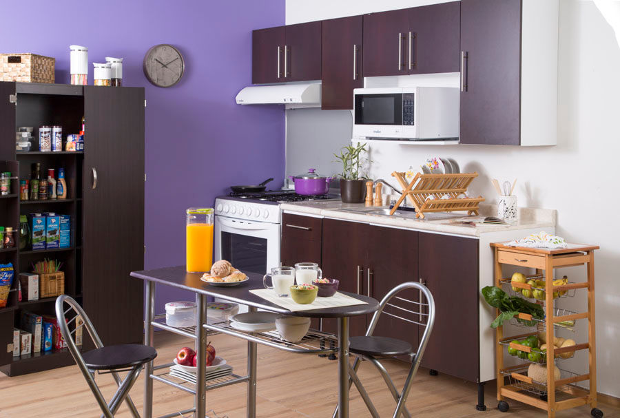 COCINA CHOCOLATE - SEP 2015, Idea Interior Idea Interior ห้องครัว ตู้เก็บของและชั้นวางของ
