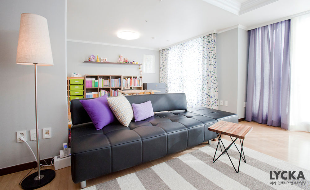 판교 아파트 홈드레싱, LYCKA interior & styling LYCKA interior & styling Scandinavian style living room
