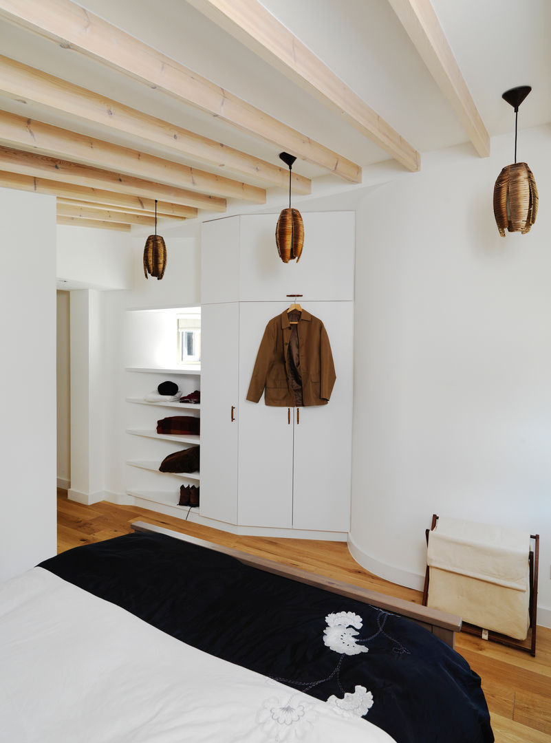 Wistanton Cottage , Simon Gill Architects Simon Gill Architects Classic style bedroom