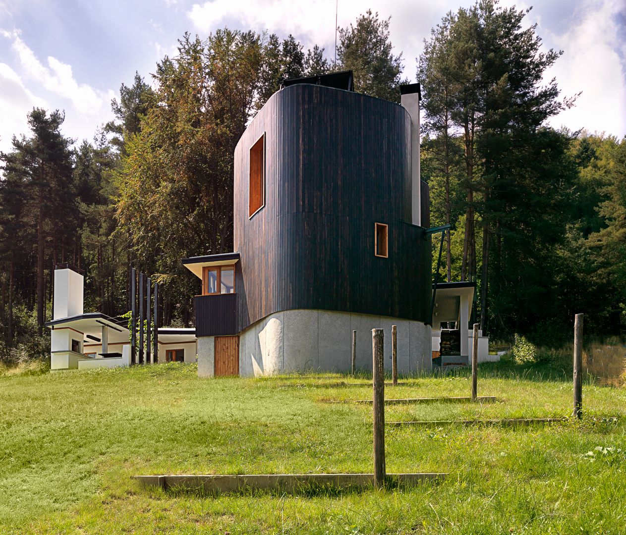 Fishing Lodge, Bulgaria, Simon Gill Architects Simon Gill Architects Casas de estilo rústico