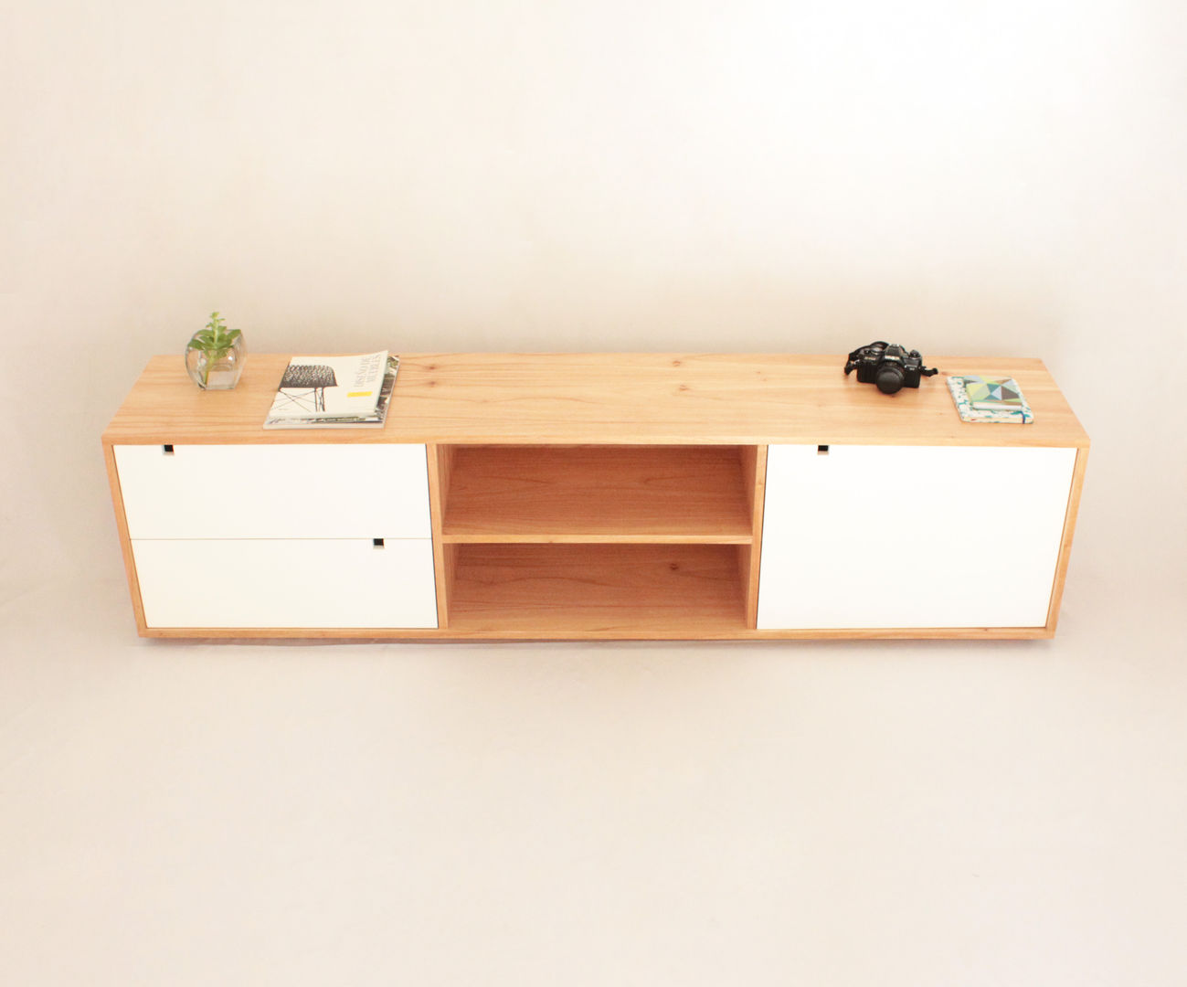 Consola Diogenes, Debute Muebles Debute Muebles Modern living room Side tables & trays