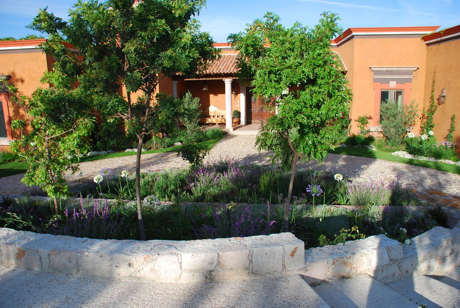 Casa Candelaria, Terra Terra Classic style garden