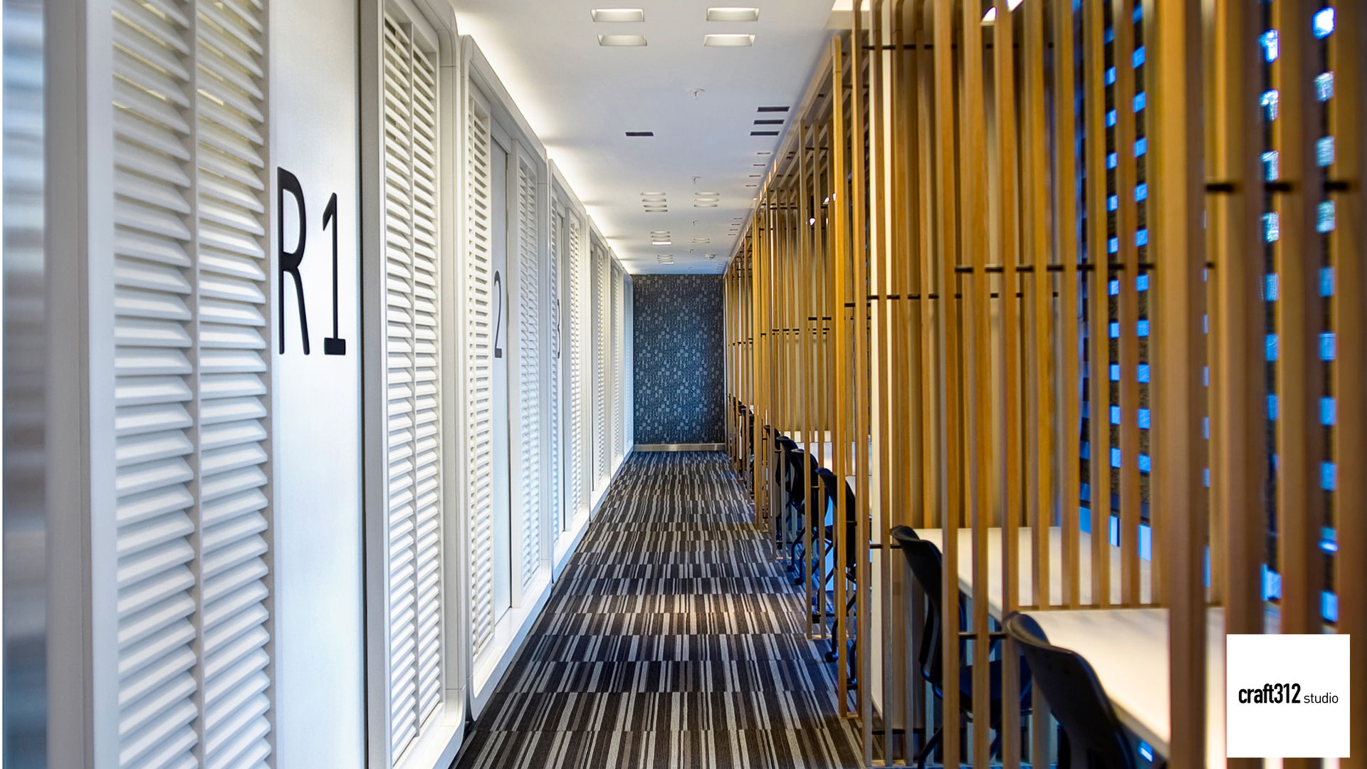 Loft, Craft312 studio Craft312 studio Modern Corridor, Hallway and Staircase