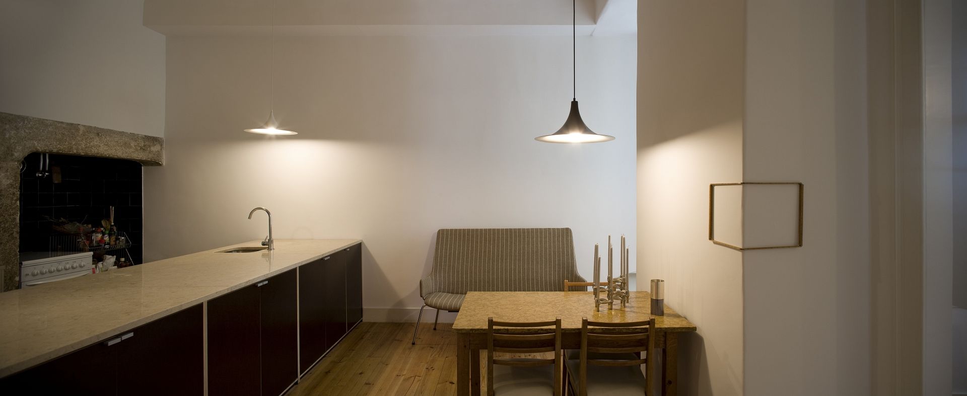 Apartamento na Sé, Ricardo Carvalho + Joana Vilhena Arquitectos Ricardo Carvalho + Joana Vilhena Arquitectos Cocinas clásicas