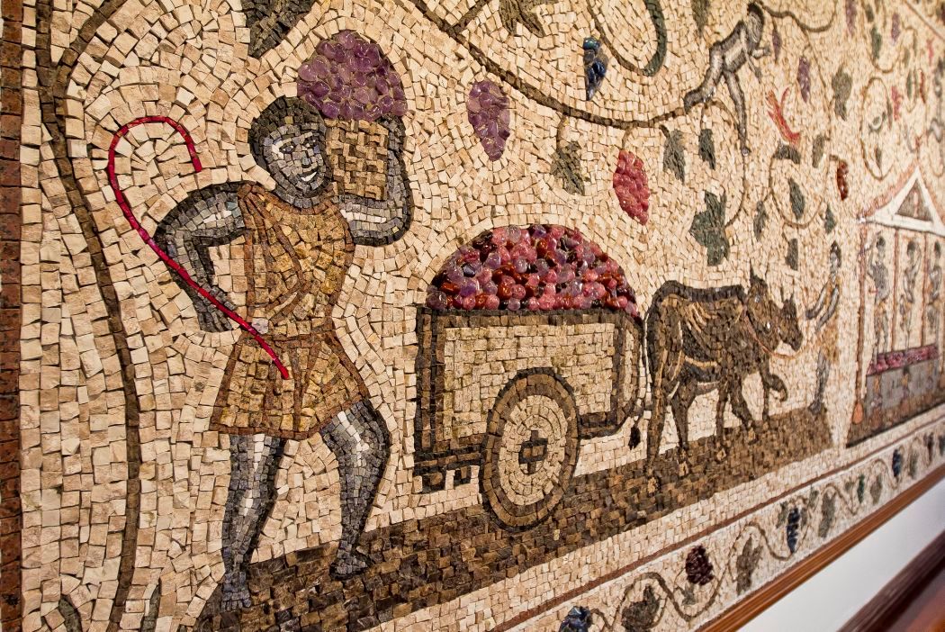 Paineis em mosaico, Mosaico Leonardo Posenato Mosaico Leonardo Posenato Bodegas de estilo clásico