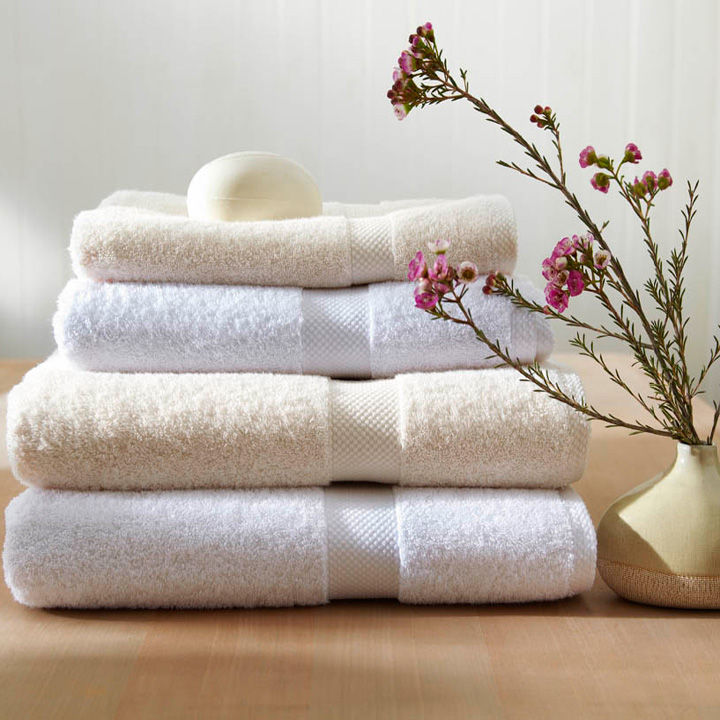 Serviettes en coton biologique commerce équitable 650 g/m² - Linge de bain, King of Cotton France King of Cotton France Modern bathroom کپاس Red Textiles & accessories