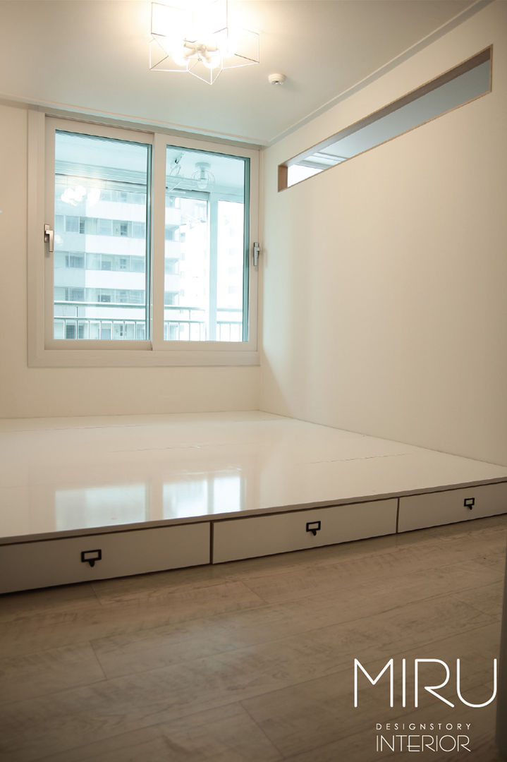 트랜디한 아파트 인테리어(침실,서재방), 미루디자인 미루디자인 Kamar Tidur Modern