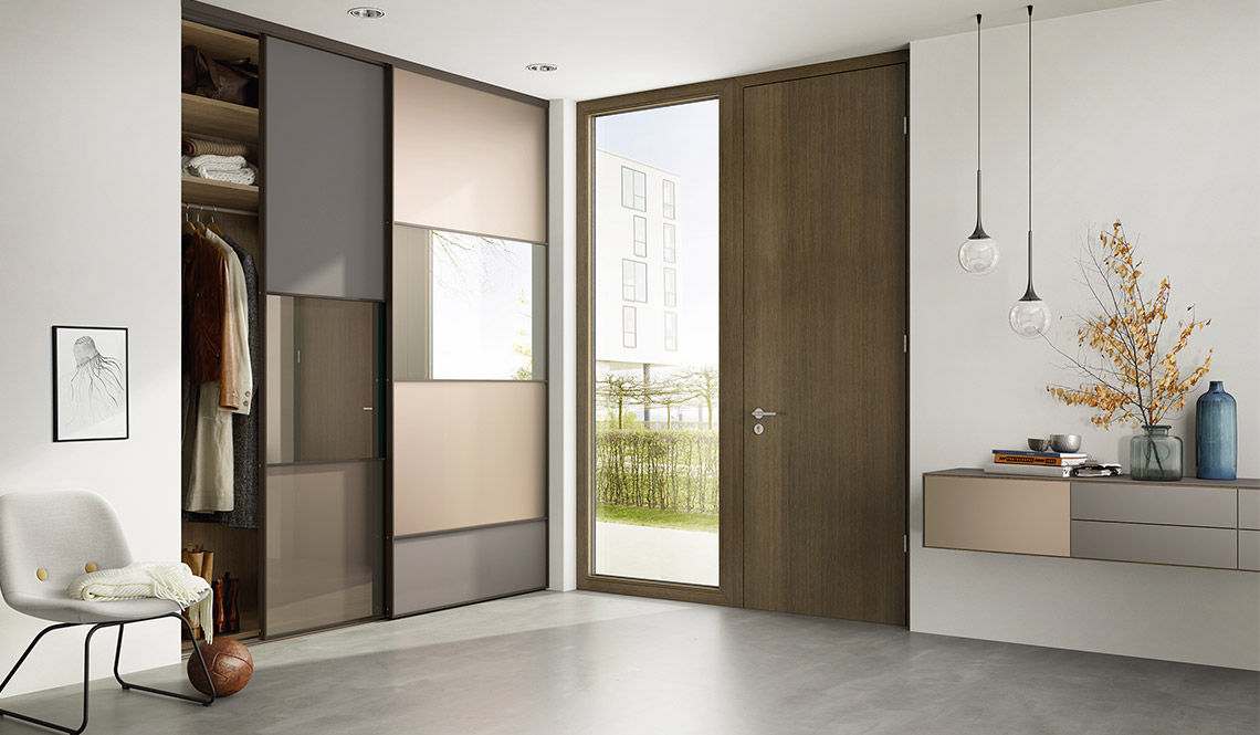 raumplus ligran. möbelserie. 2015, nexus product design nexus product design Minimalist corridor, hallway & stairs Glass Drawers & shelves