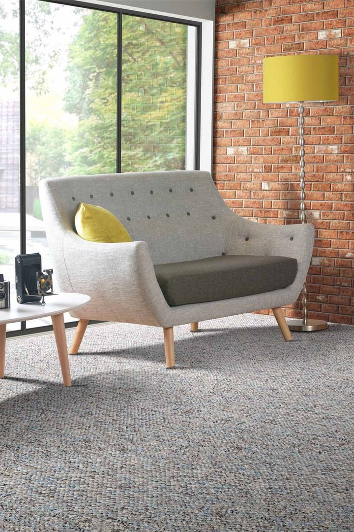 Finn Juhl Style Poet Sofa, Grey Two Tones homify Scandinavian style living room Sofas & armchairs