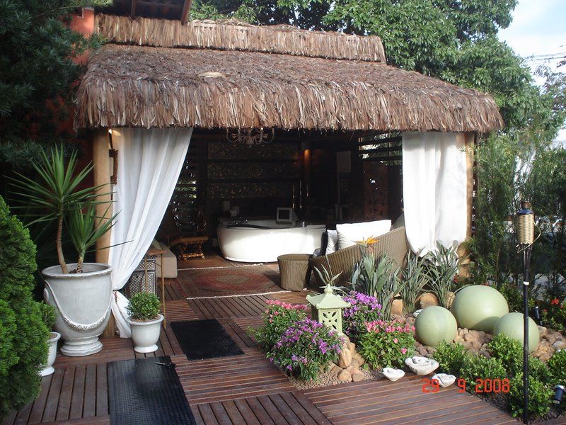 Casa Cor 2008, Cristiane Locatelli Arquitetos & Associados Cristiane Locatelli Arquitetos & Associados Rustic style balcony, porch & terrace