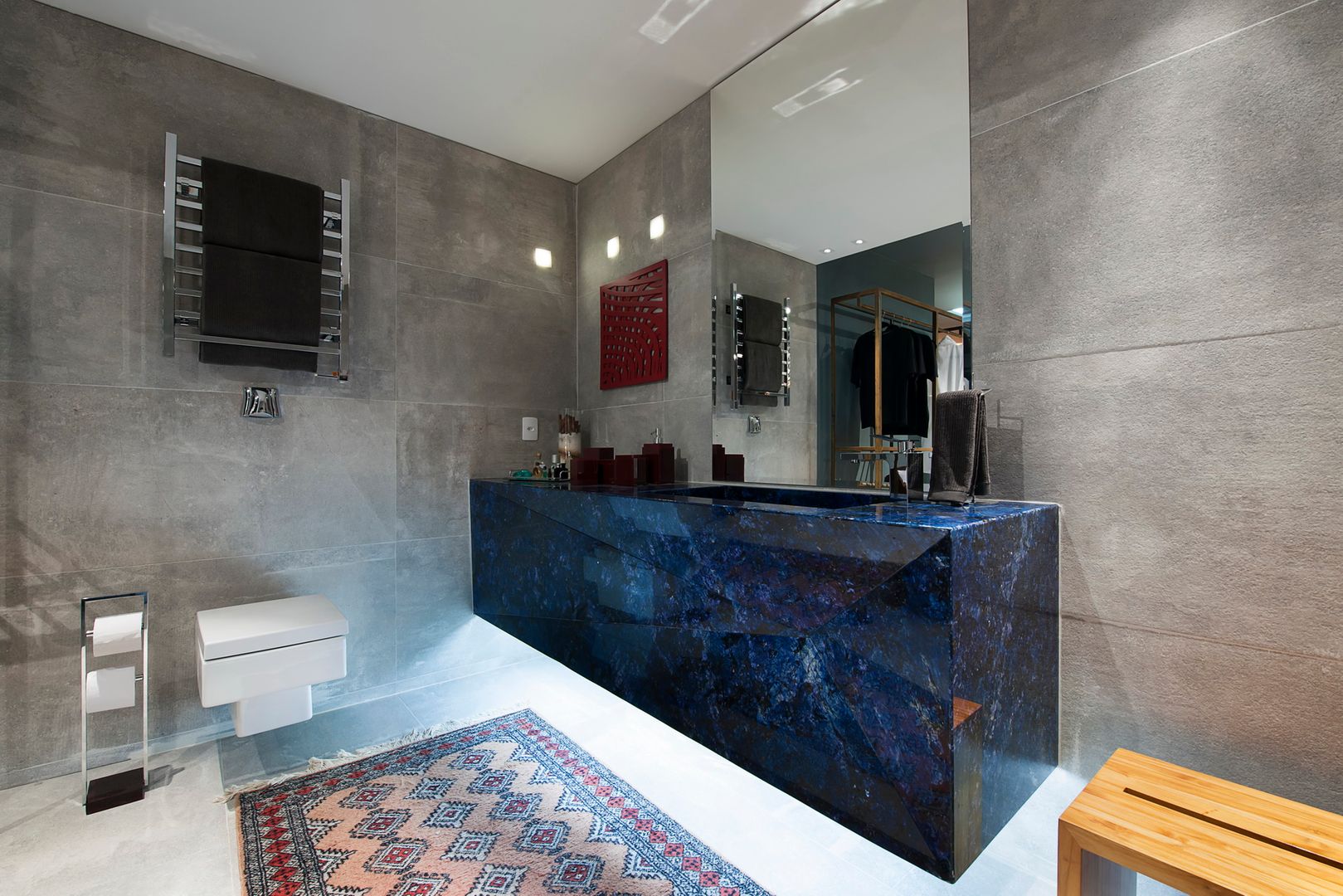 Apartamento do Homem Moderno - Morar Mais por Menos Vitoria 2015, Cristiane Locatelli Arquitetos & Associados Cristiane Locatelli Arquitetos & Associados Salle de bain moderne