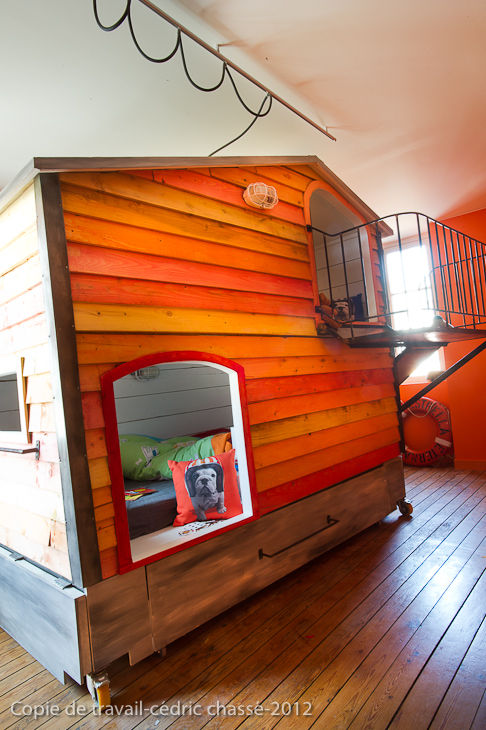 Chambres, Frédéric TABARY Frédéric TABARY Habitaciones para niños de estilo ecléctico Madera Acabado en madera Accesorios y decoración