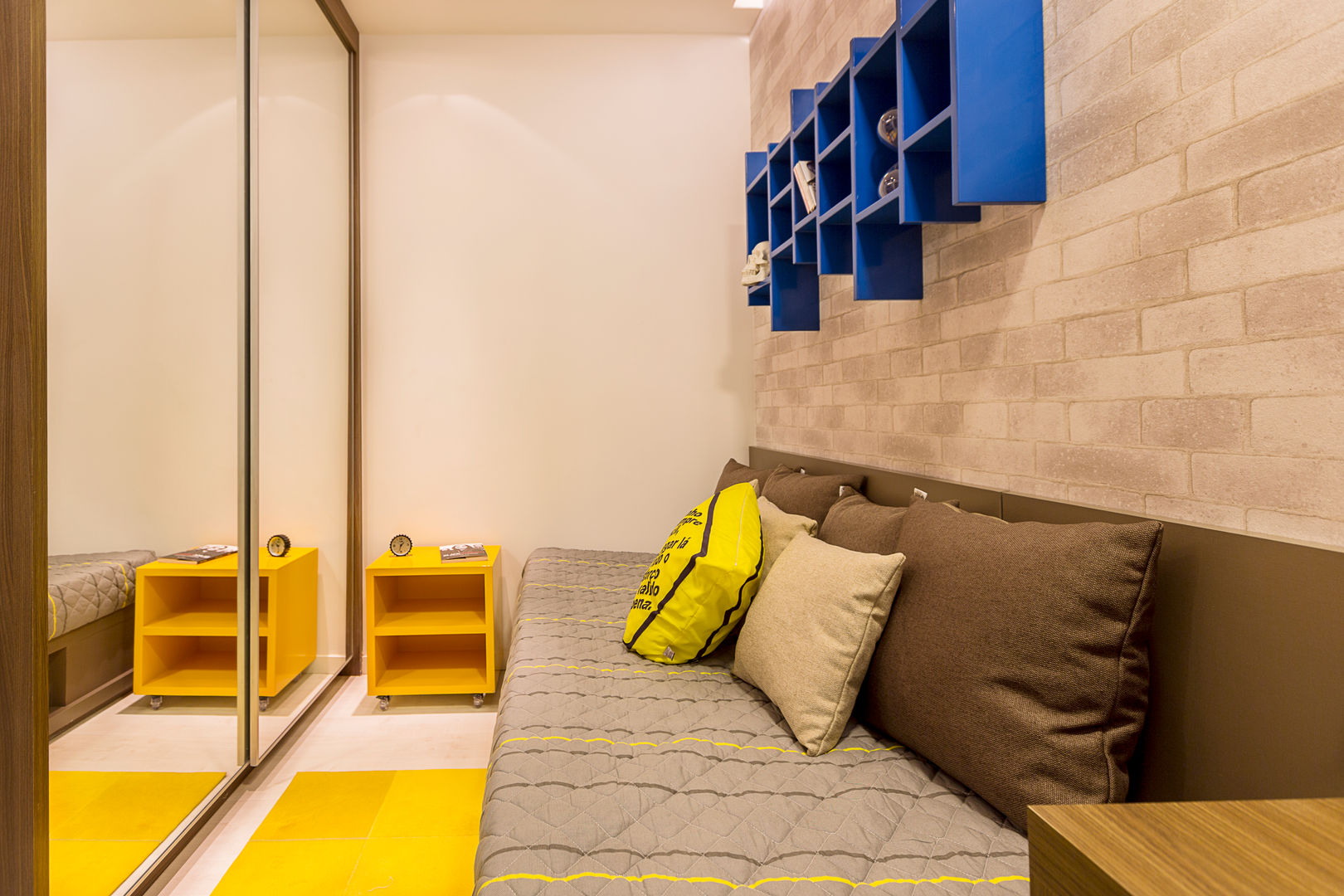 Apartamento DOM, Flávio Monteiro Arquitetos Associados Flávio Monteiro Arquitetos Associados Kamar Tidur Modern MDF