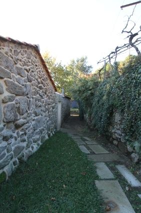 Turismo Rural em Paredes de Coura , Escritorio de arquitetos Escritorio de arquitetos Modern garden