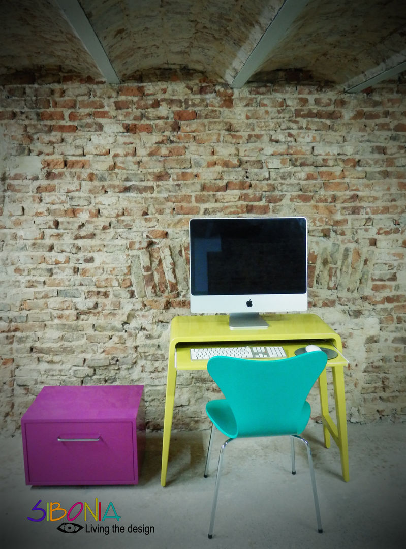 Escritorio Pinkpop, módulo Pituco y silla Mariposa Jacobsen homify Estudios y oficinas modernos escritorio,cajoneras,sillas,Escritorios