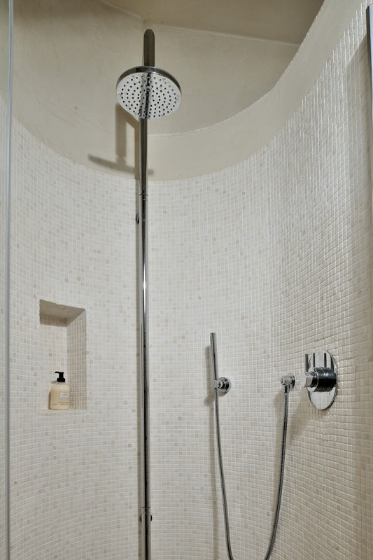 Bagno In Travertino Bianco, Arte Pietra Arte Pietra Kamar Mandi Modern Marmer Bathtubs & showers