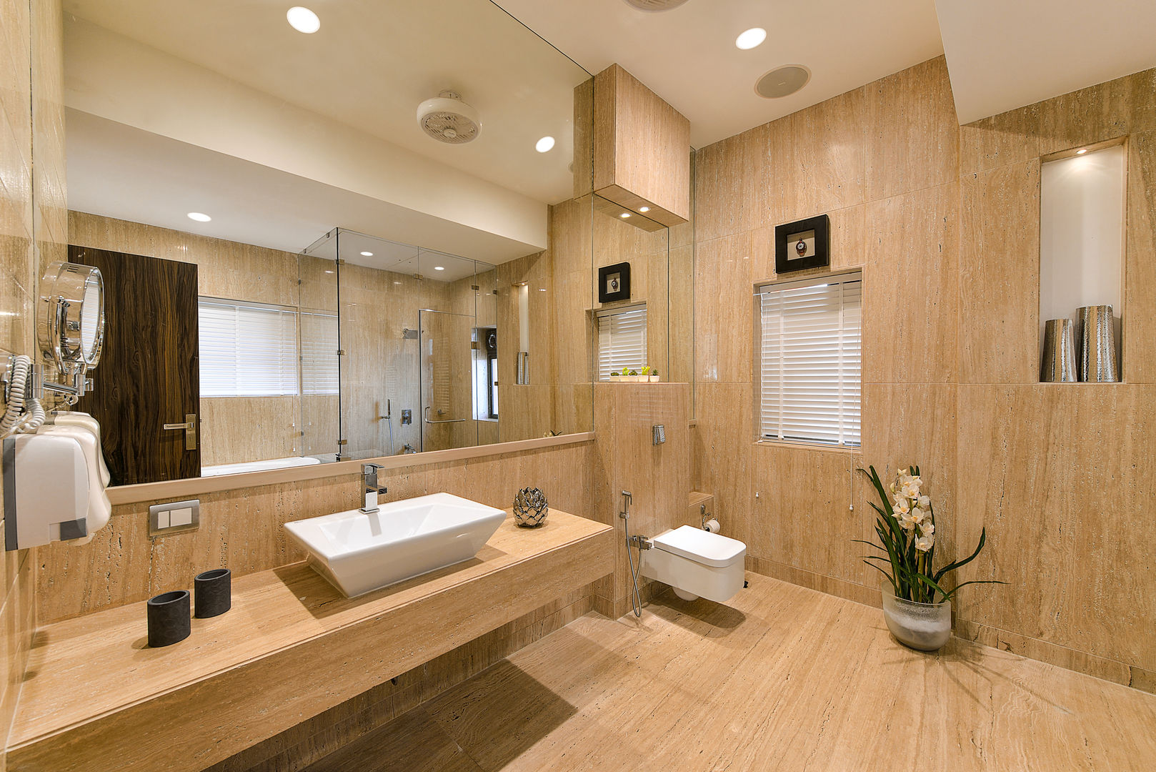 Bathroom ARK Reza Kabul Architects Pvt. Ltd. Minimalist Banyo