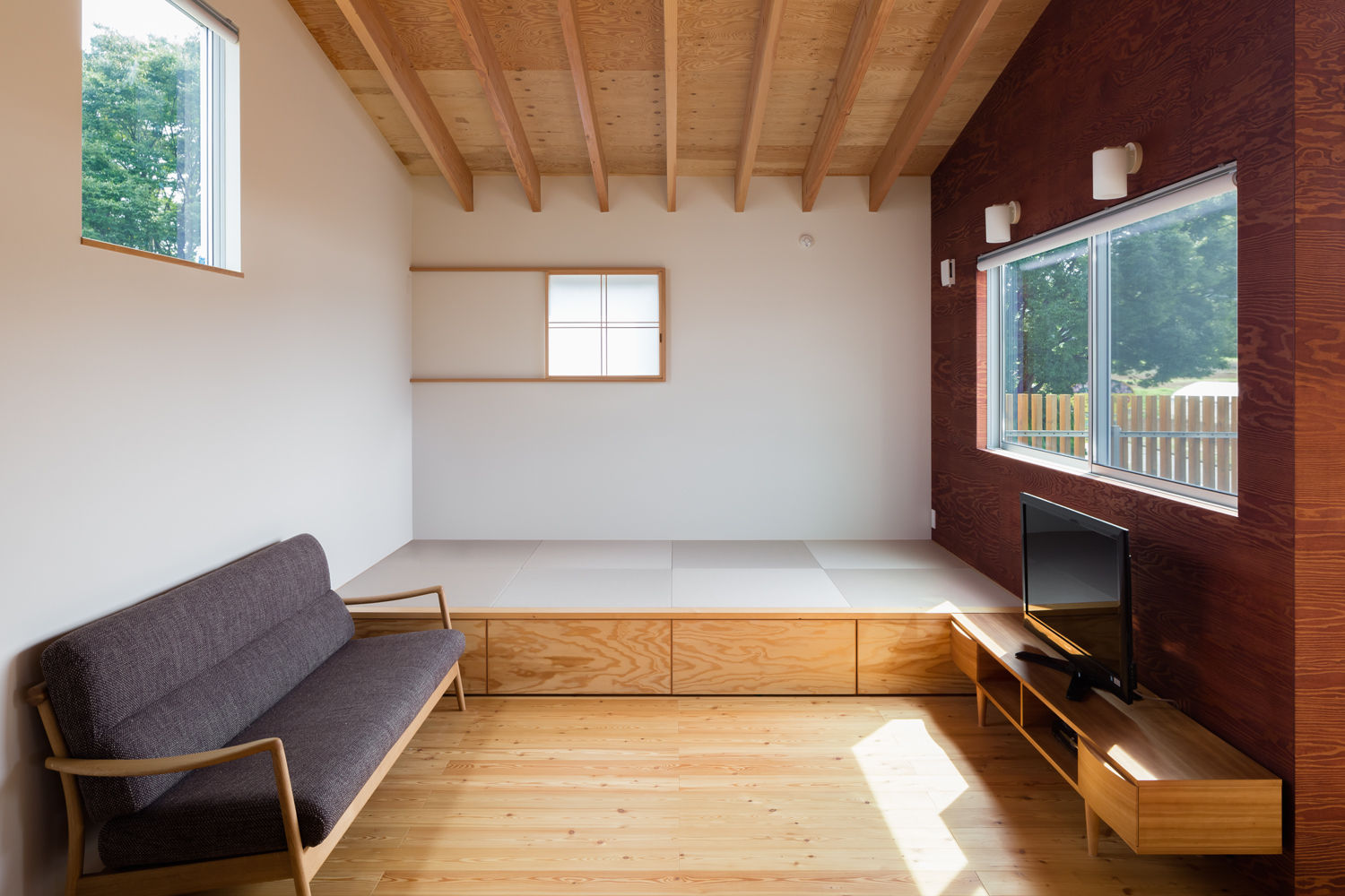 平塚の家, 萩原健治建築研究所 萩原健治建築研究所 Modern living room