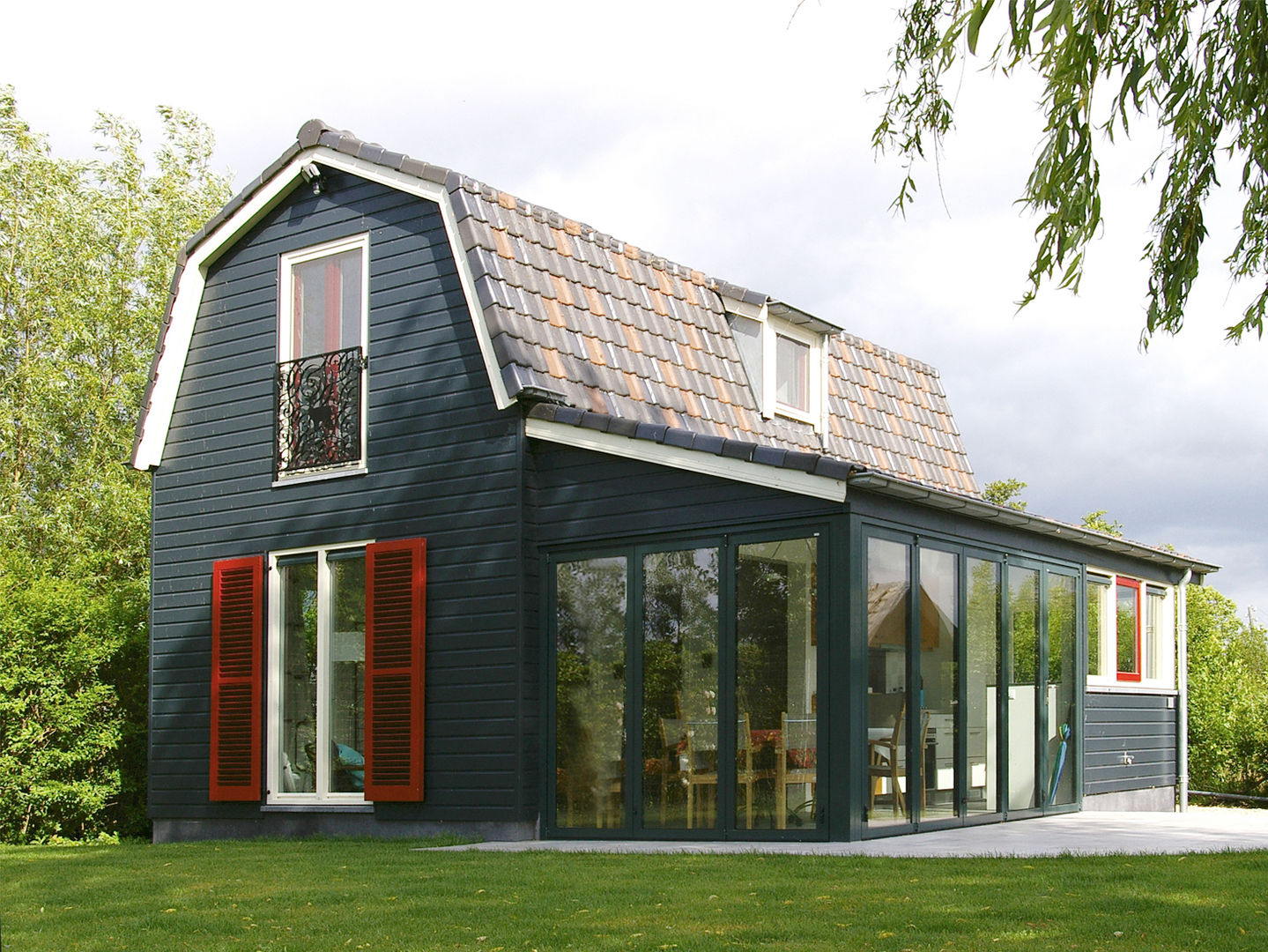 country by Architectenbureau Rutten van der Weijden, Country