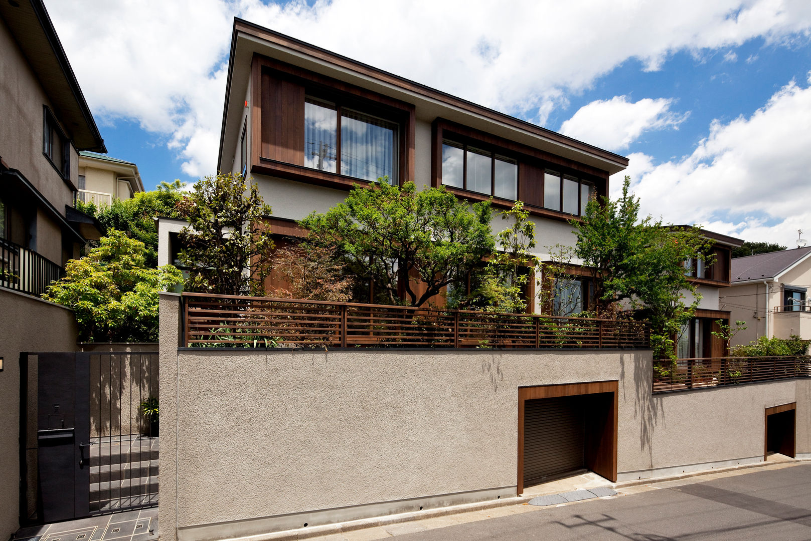 神木本町の家, 向山建築設計事務所 向山建築設計事務所 منازل خشب Wood effect