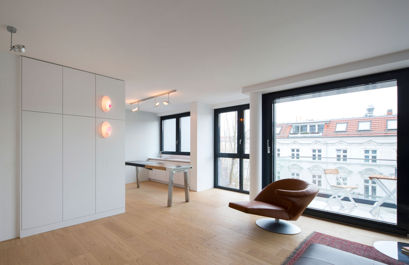 Innenausbau Berlin-Prenzlauer Berg , DER RAUM DER RAUM Modern living room