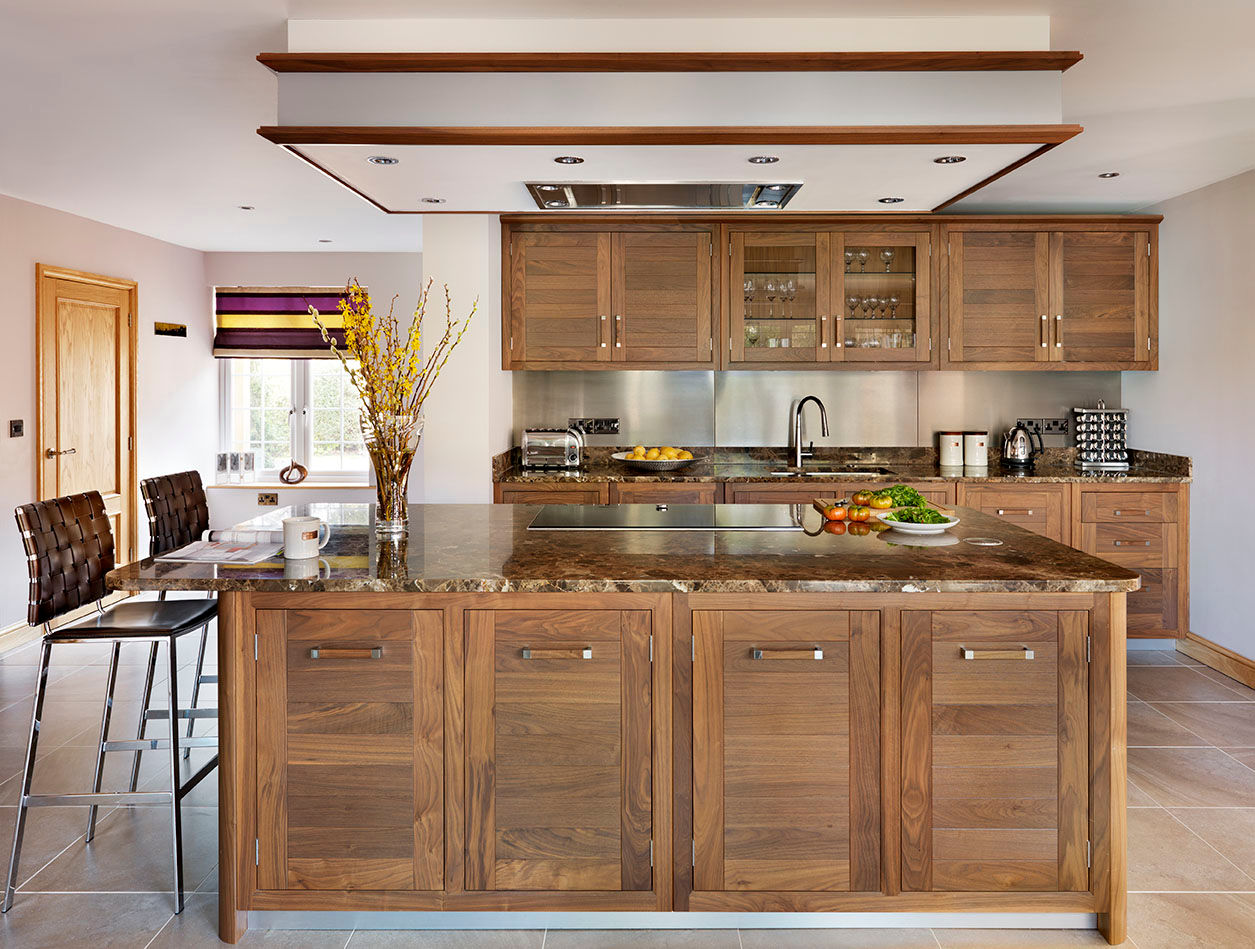 Grosvenor | Walnut And Marble Elegance Davonport Dapur Modern Kayu Wood effect