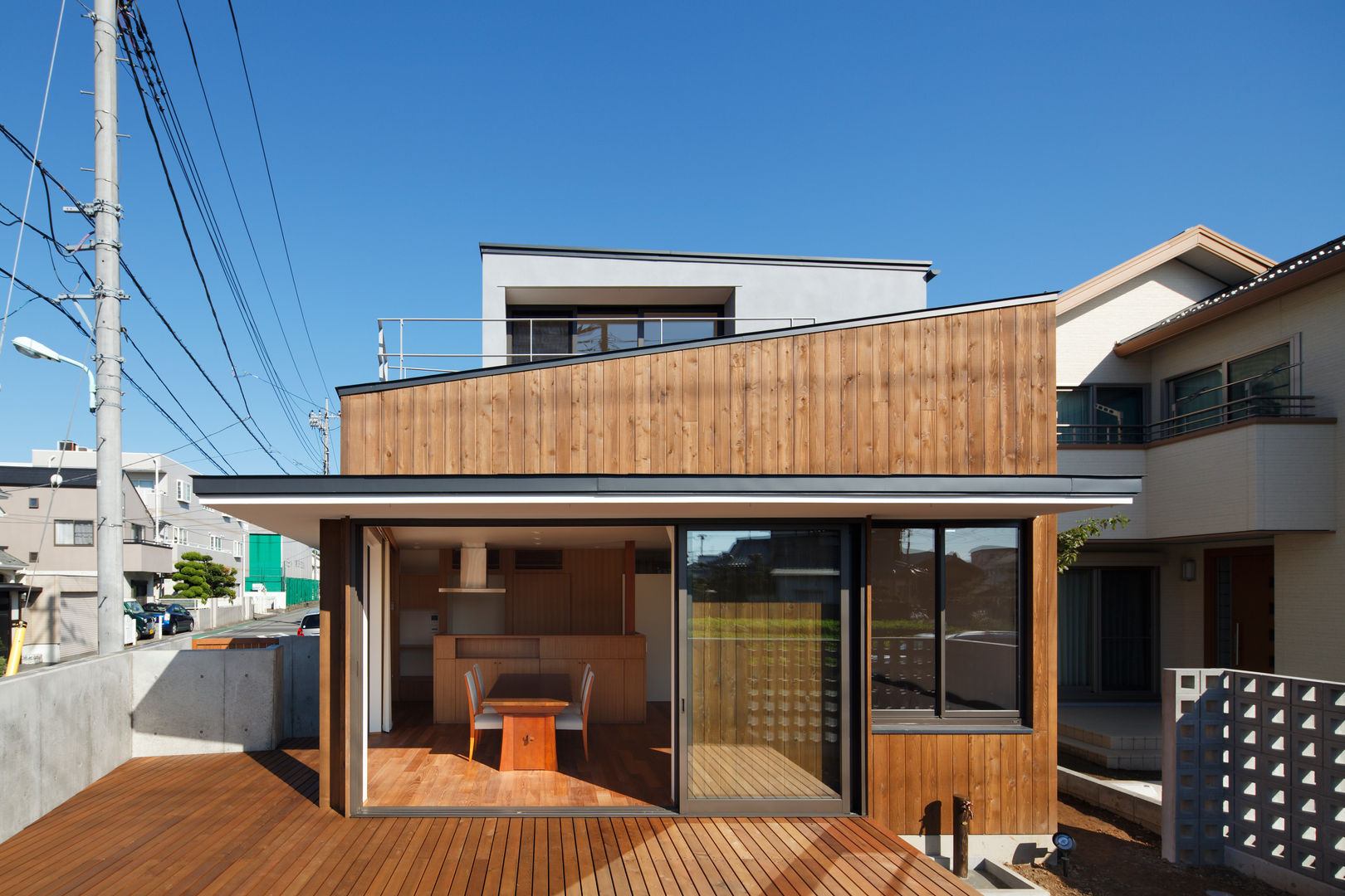 東金町の家, 向山建築設計事務所 向山建築設計事務所 Modern style gardens